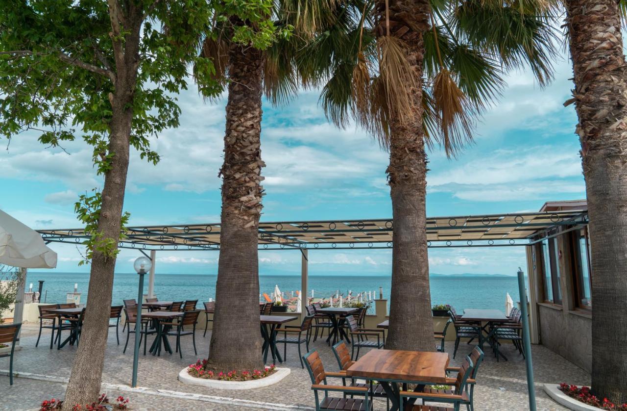 Kayalar Blue Beach Hotel Sazlı Exteriör bild