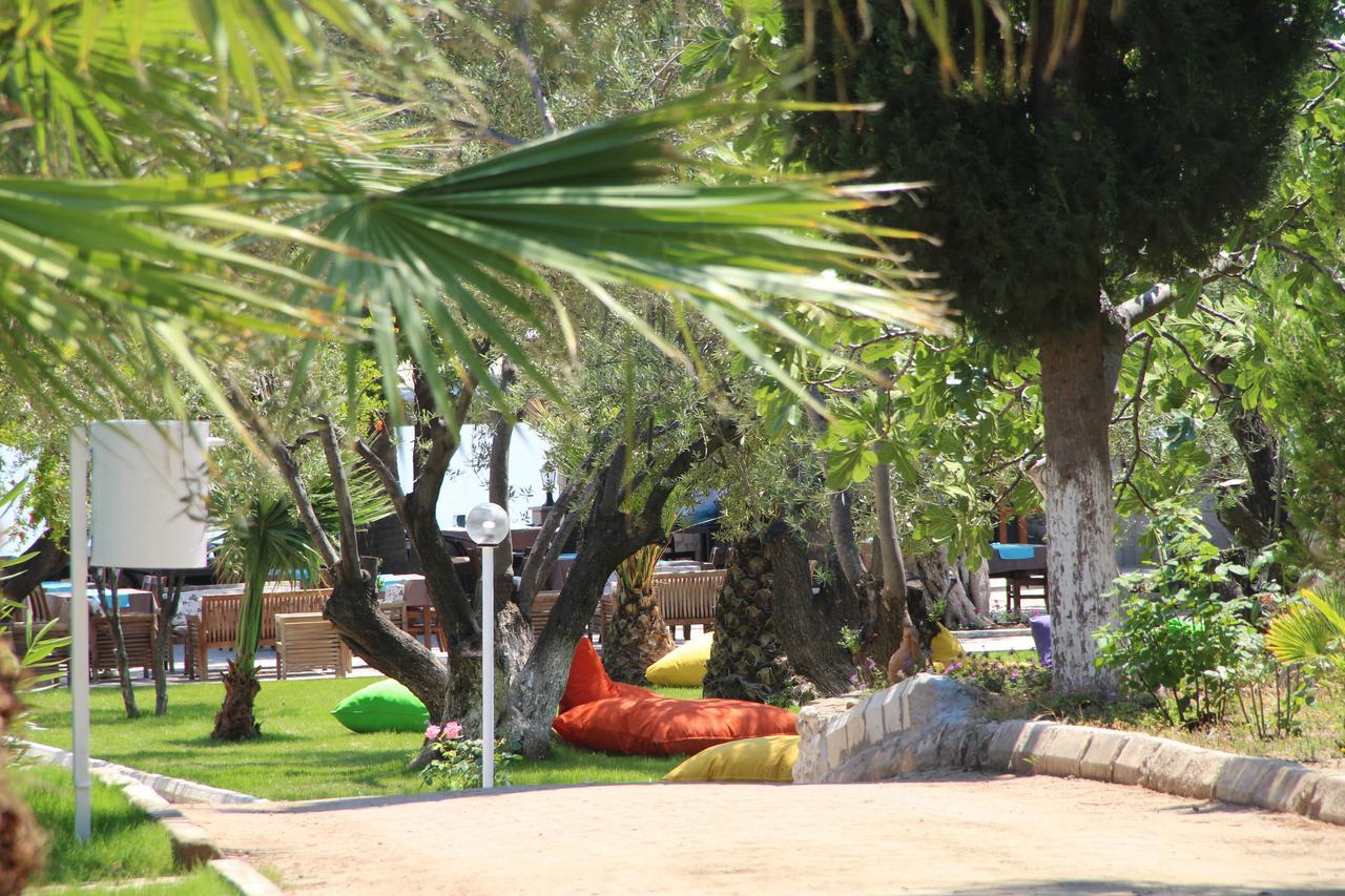 Kayalar Blue Beach Hotel Sazlı Exteriör bild