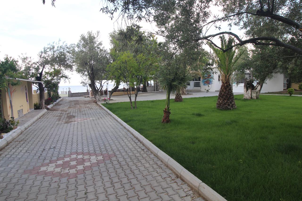 Kayalar Blue Beach Hotel Sazlı Exteriör bild